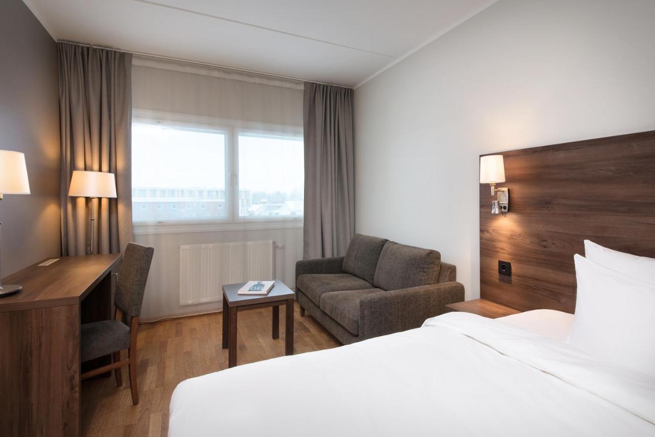 Park Inn By Radisson Oslo Airport Hotel West Garder エクステリア 写真